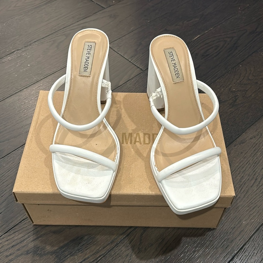 WHITE HEELS